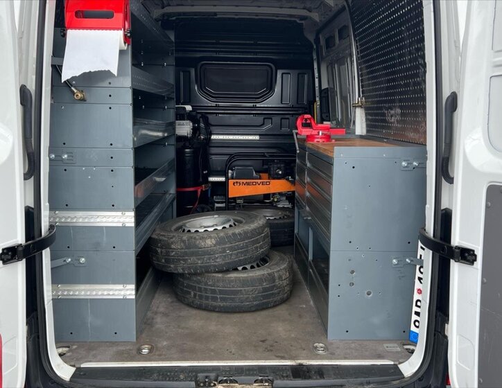 Volkswagen Crafter Skříň 2,0 l 103 kw