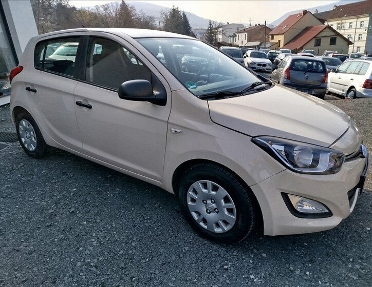Hyundai i20 Hatchback 1,2 l 63 kw