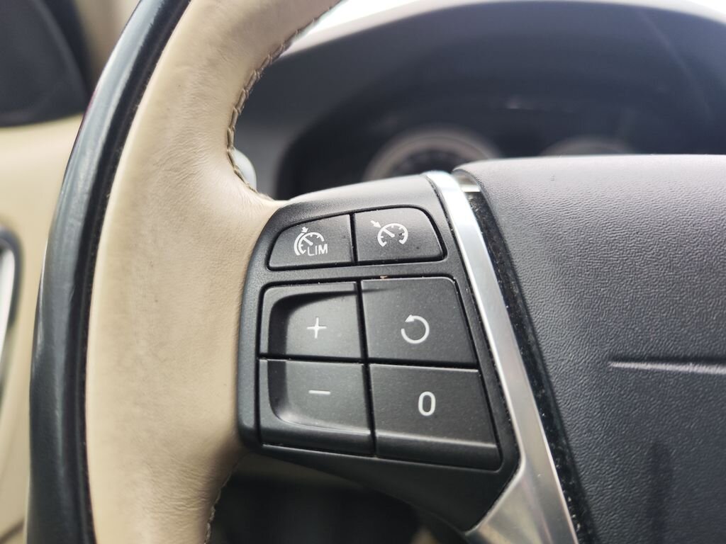 Volvo V60 Kombi 2,0 l 120 kw