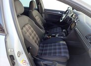 Volkswagen Golf Hatchback 2,0 l 180 kw