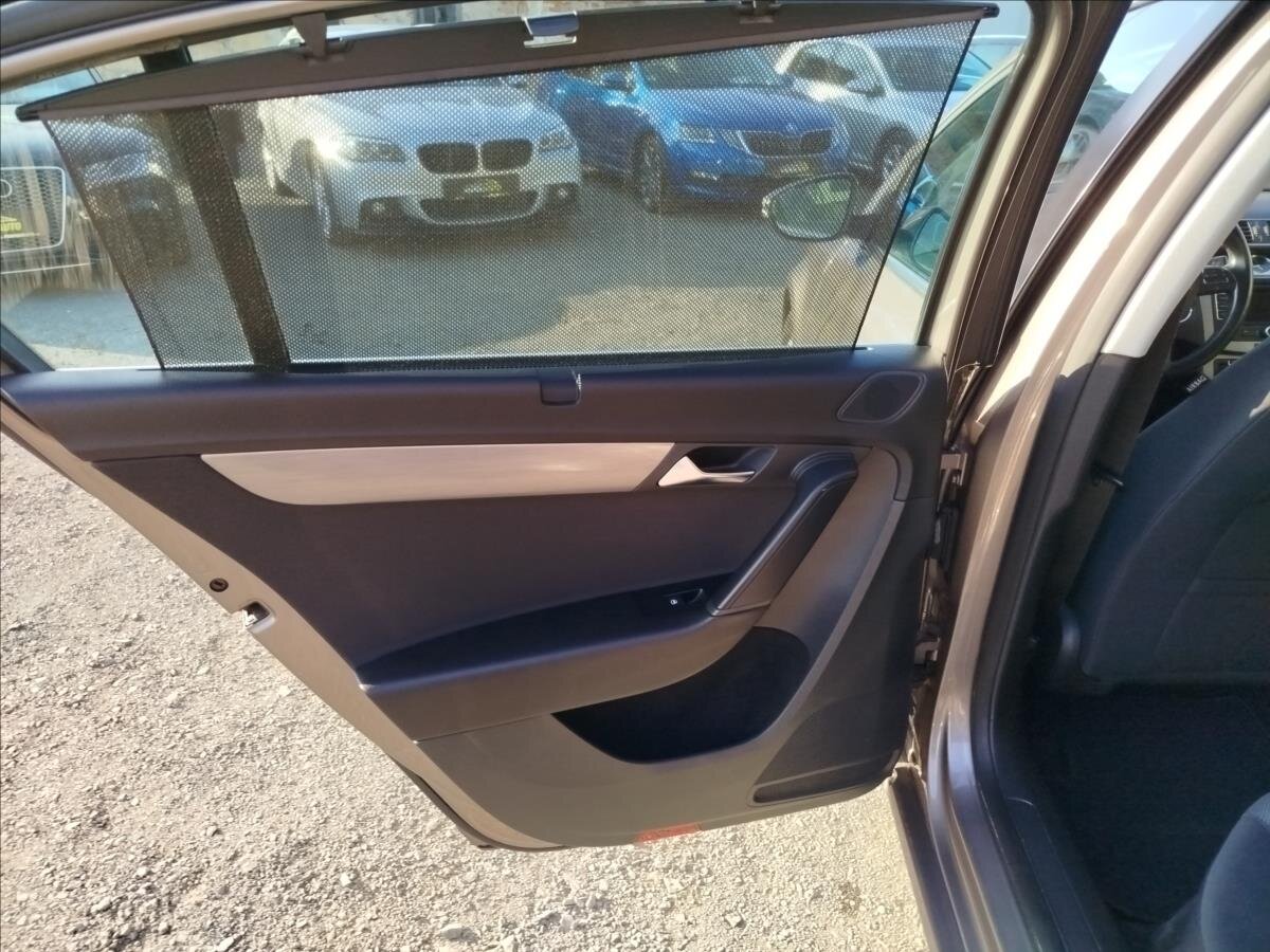 Volkswagen Passat Ostatní 1,4 l 90 kw