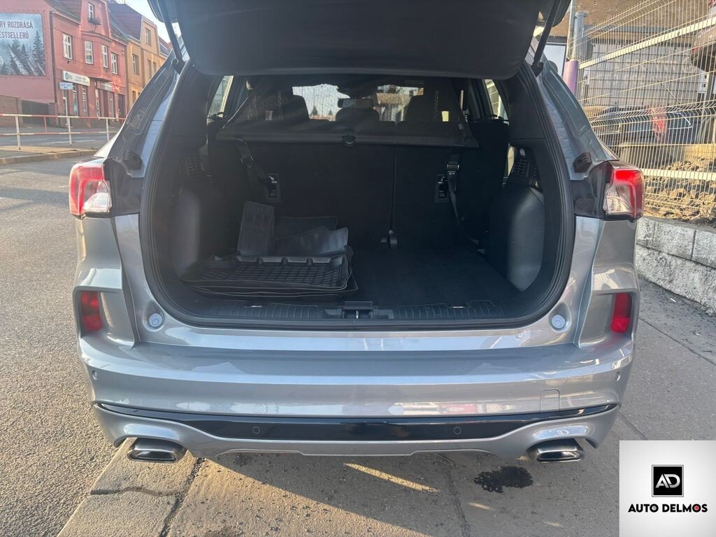 Ford Kuga SUV / Terénní 1,5 l 88 kw