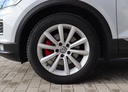 Volkswagen T-Roc CUV / Crossover 1,5 l 110 kw