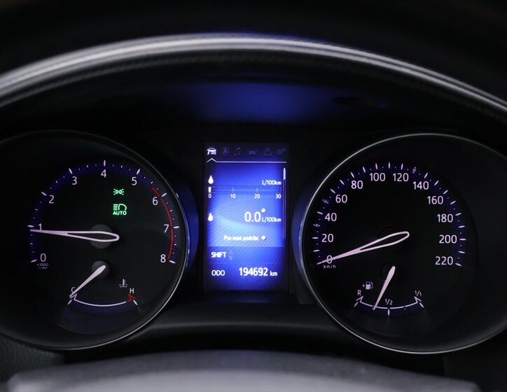 Toyota C-HR SUV / Terénní 1,2 l 85 kw