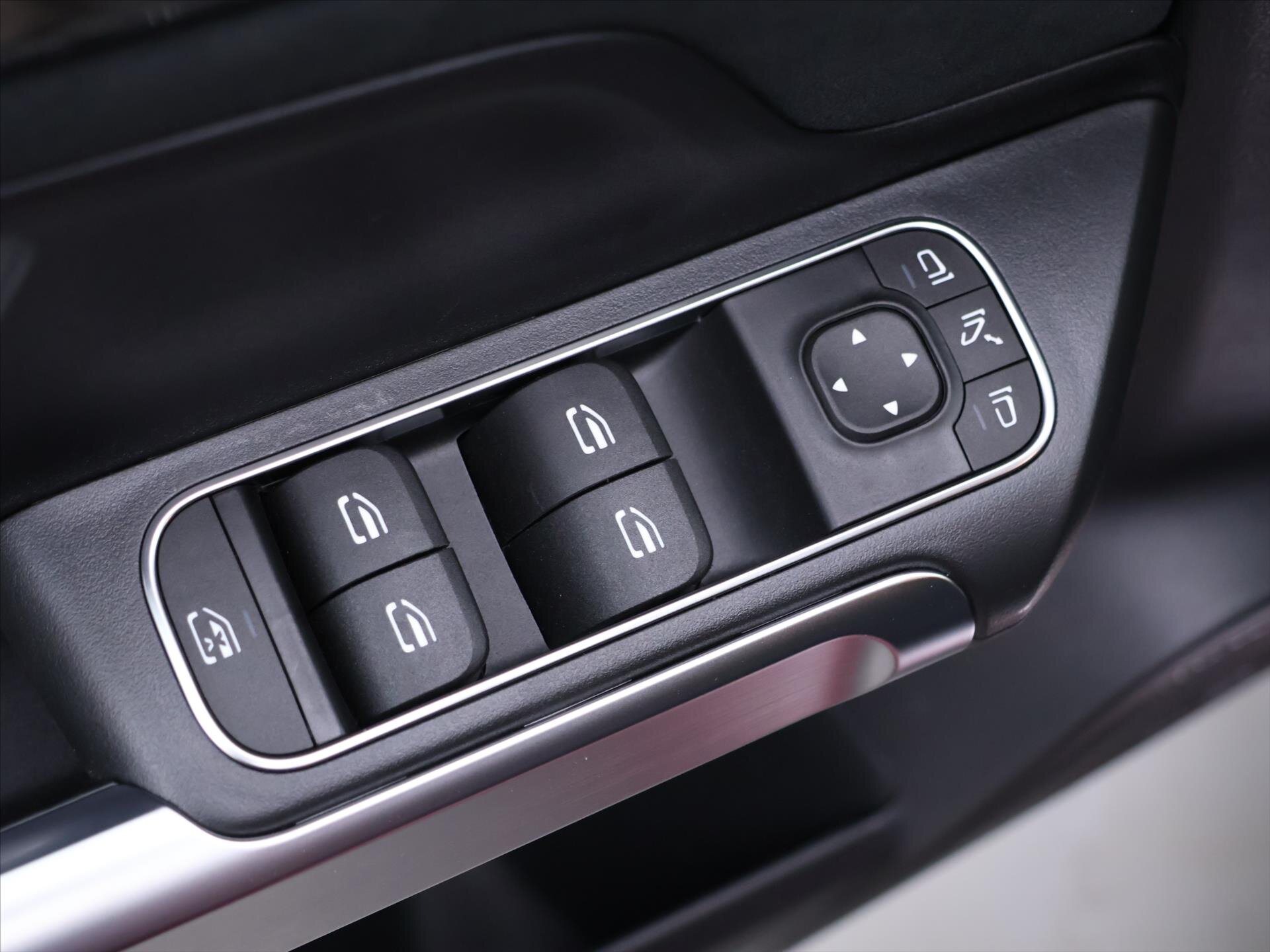 Mercedes-Benz GLB SUV 2,0 l 110 kw