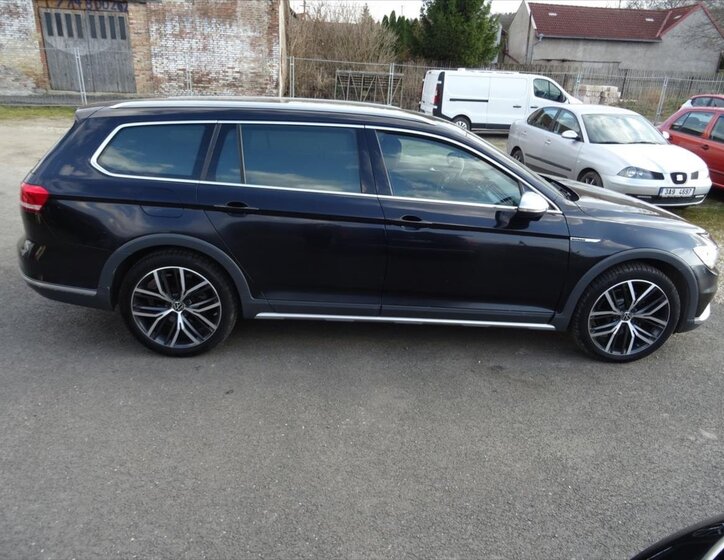 Volkswagen Passat Kombi 2,0 l 140 kw