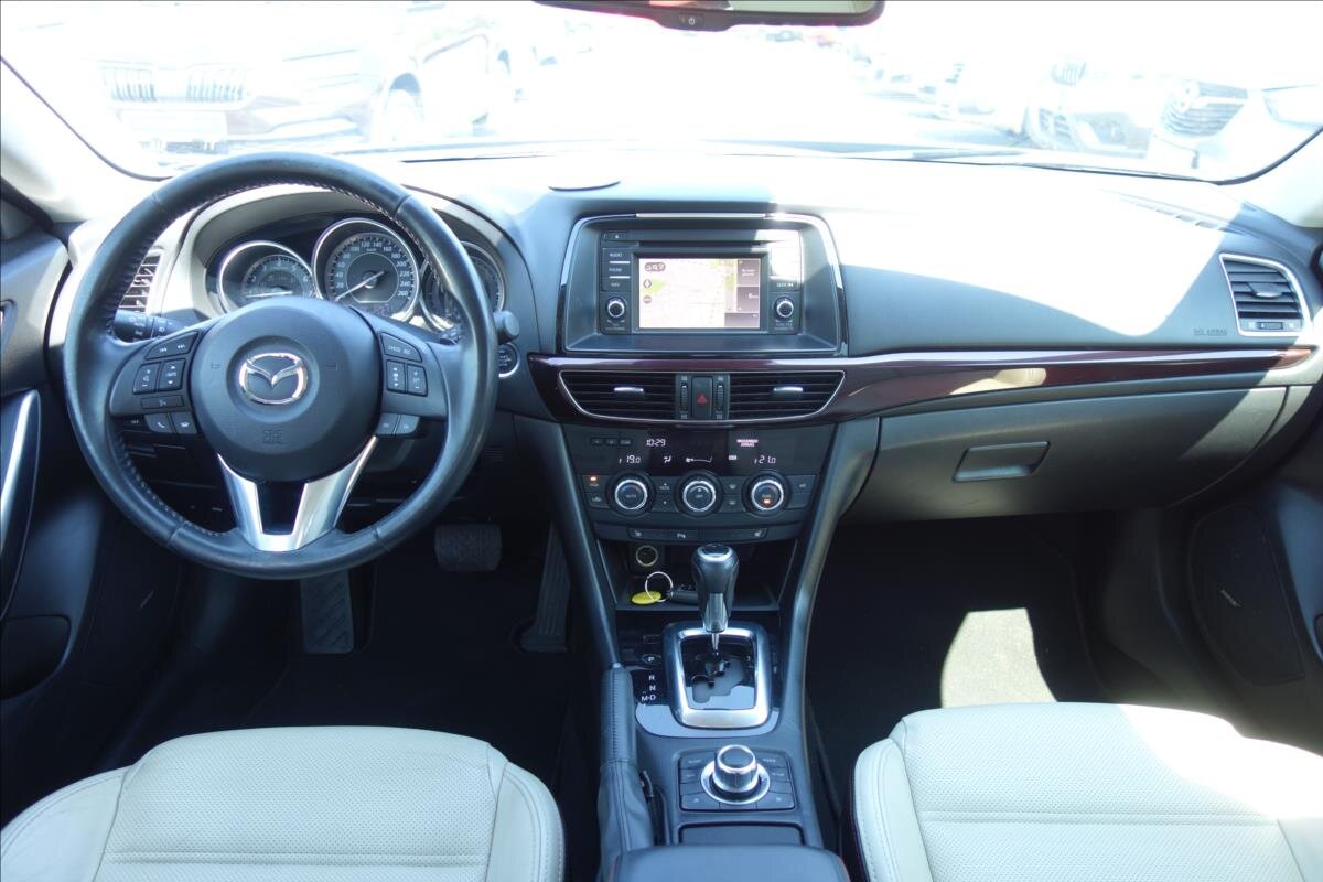 Mazda 6 Sedan 2,5 l 141 kw