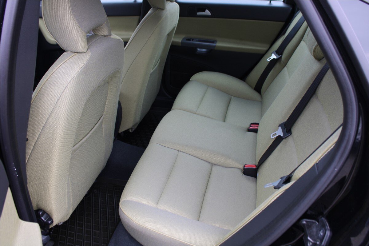 Volvo S40 Sedan / Limuzína 2,4 l 125 kw