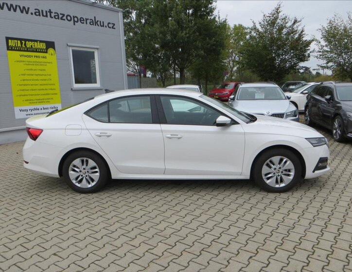 Škoda Octavia 9