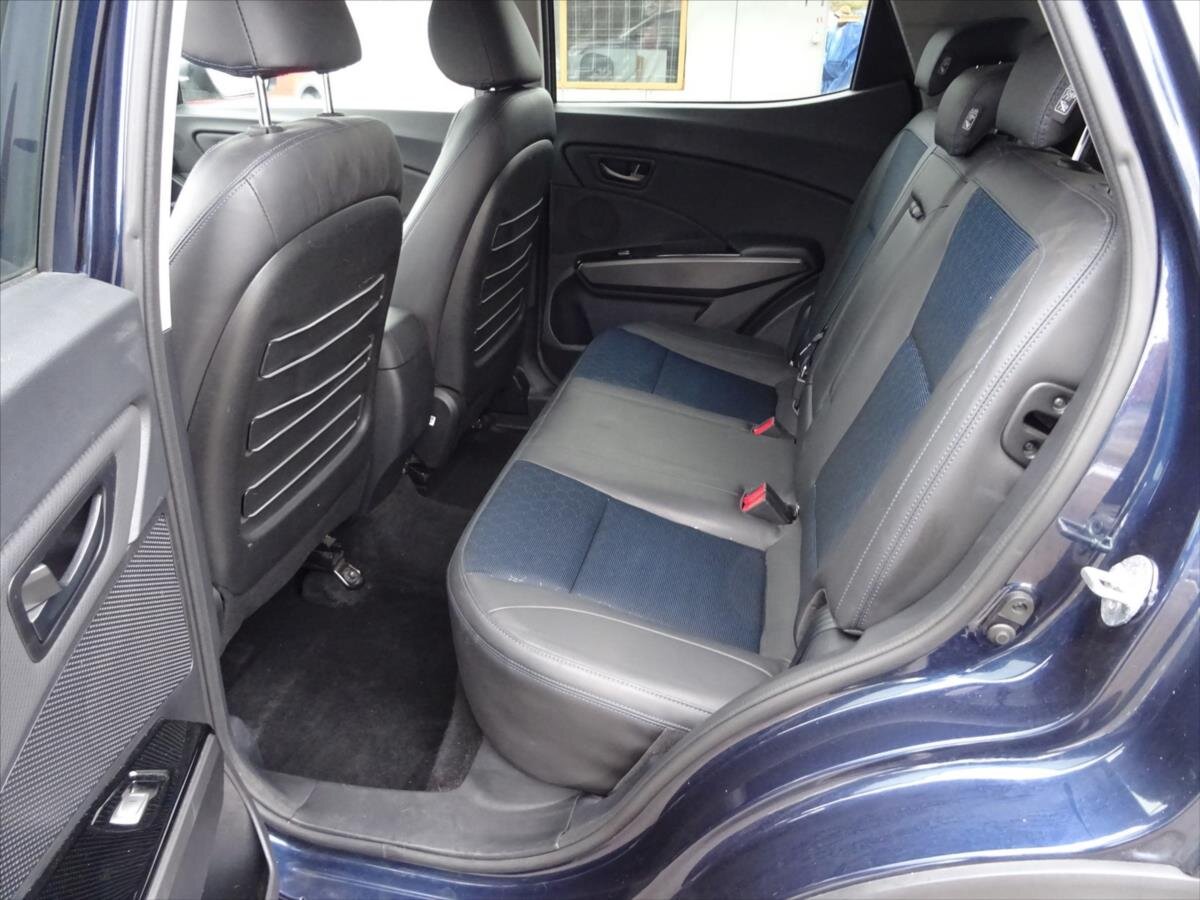 SsangYong XLV SUV 1,6 l 94 kw