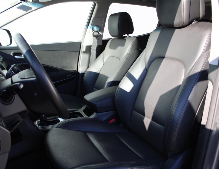 Hyundai Santa Fe SUV / Terénní 2,2 l 147 kw