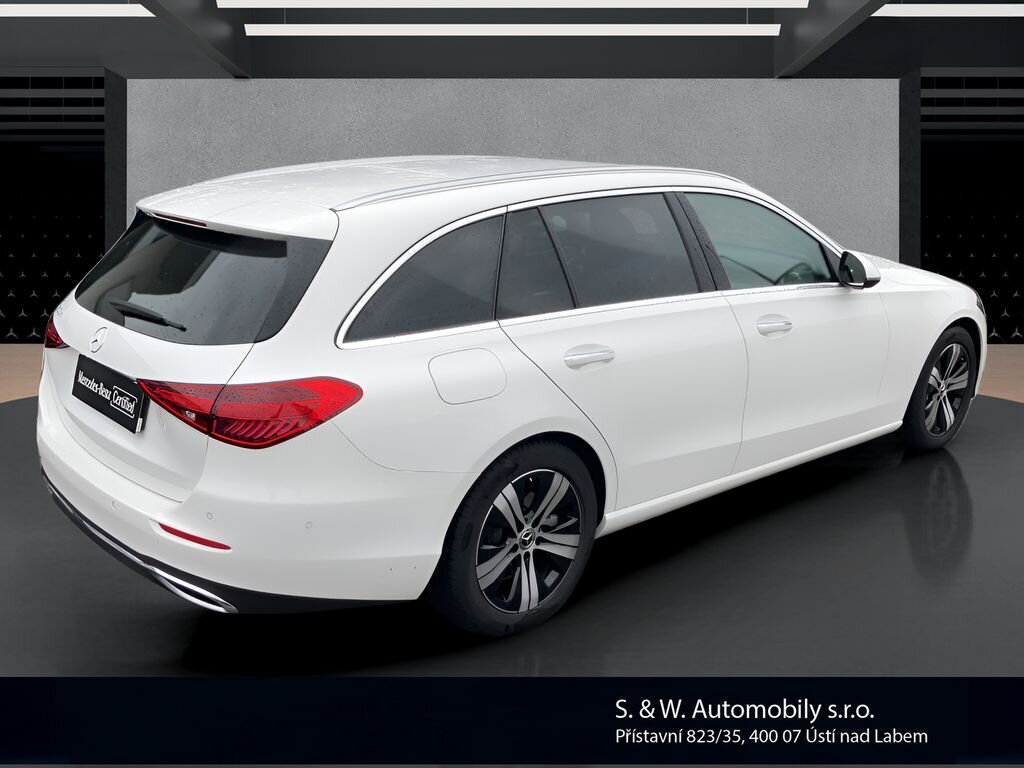 Mercedes-Benz Třídy C Kombi 2,0 l 120 kw