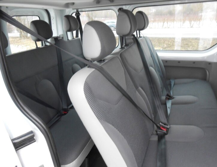 Opel Vivaro Kombi 2,0 l 84 kw