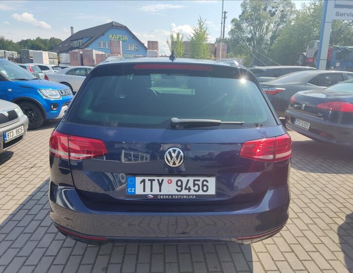 Volkswagen Passat Kombi 2,0 l 110 kw