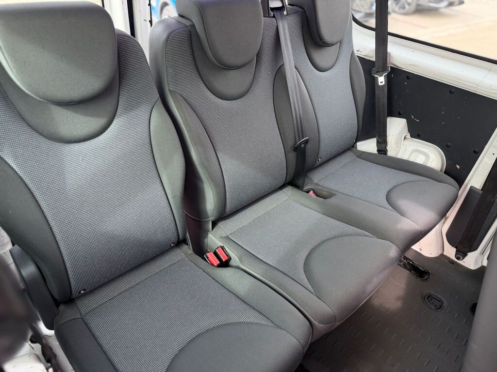 Peugeot Expert MPV 2,0 l 88 kw