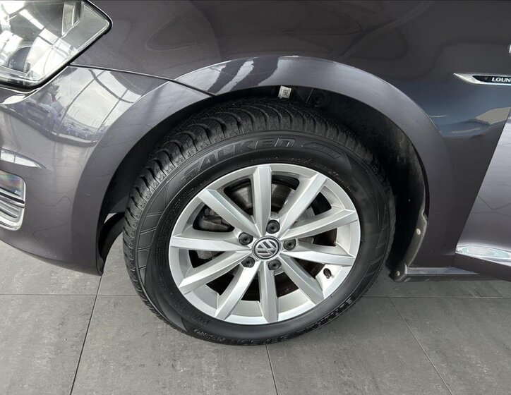 Volkswagen Golf Hatchback 1,2 l 81 kw