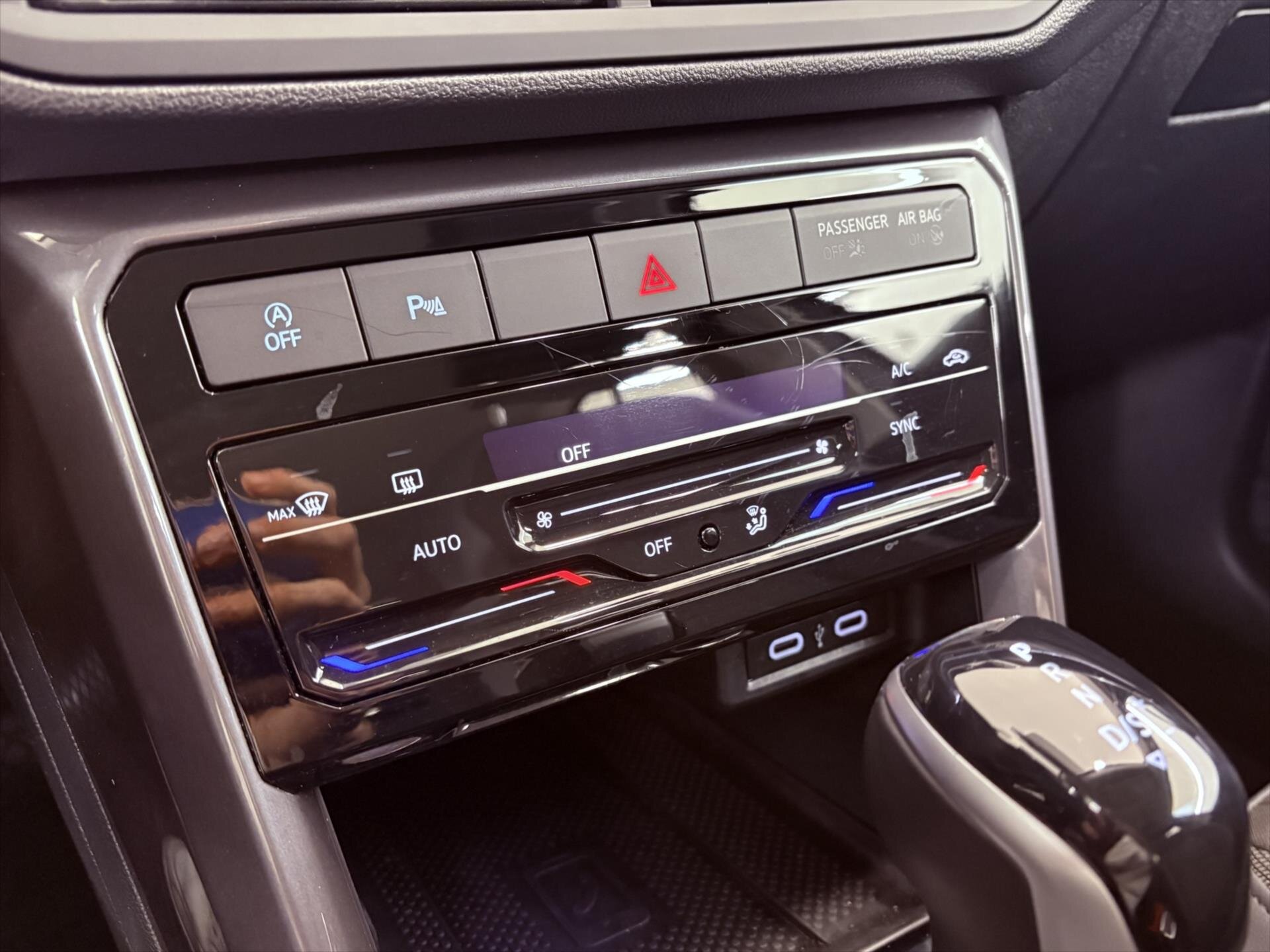 Volkswagen T-Cross Kombi 999,0 81 kw