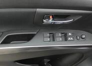Suzuki SX4 9