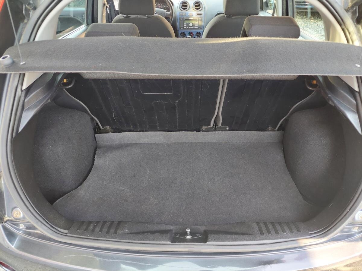 Ford Fiesta Hatchback 1,2 l 51 kw