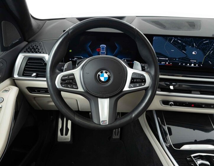 BMW X7 13