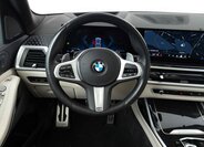 BMW X7 13