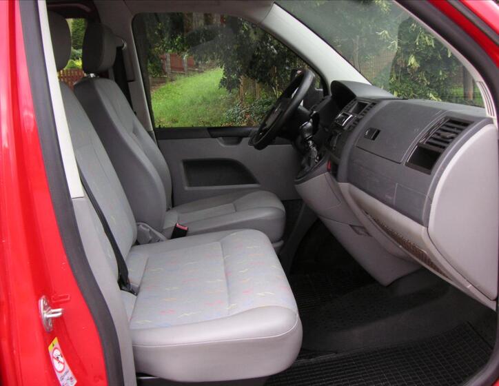 Volkswagen Transporter 9