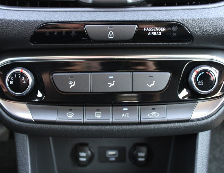 Hyundai i30 Hatchback 1,5 l 80 kw