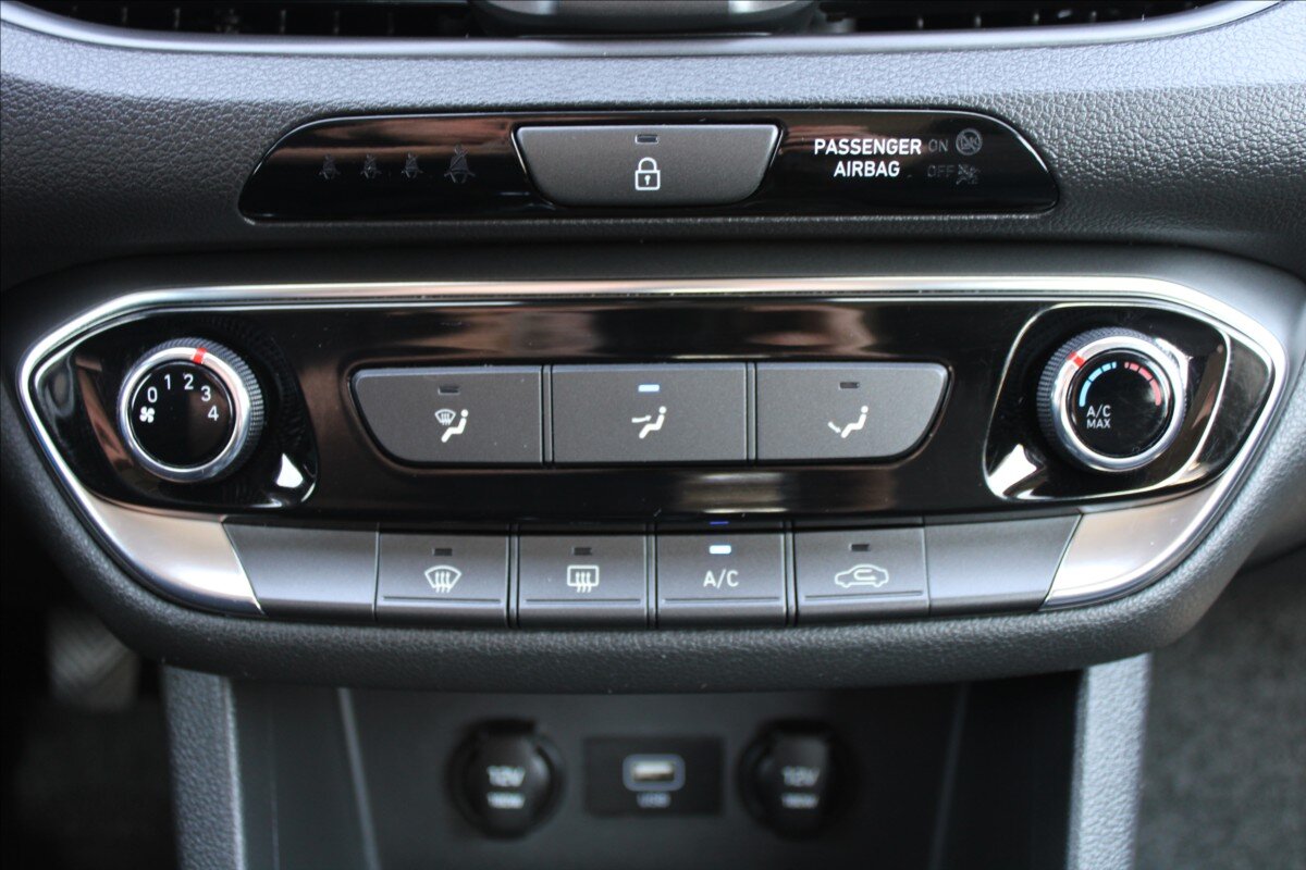 Hyundai i30 Hatchback 1,5 l 80 kw