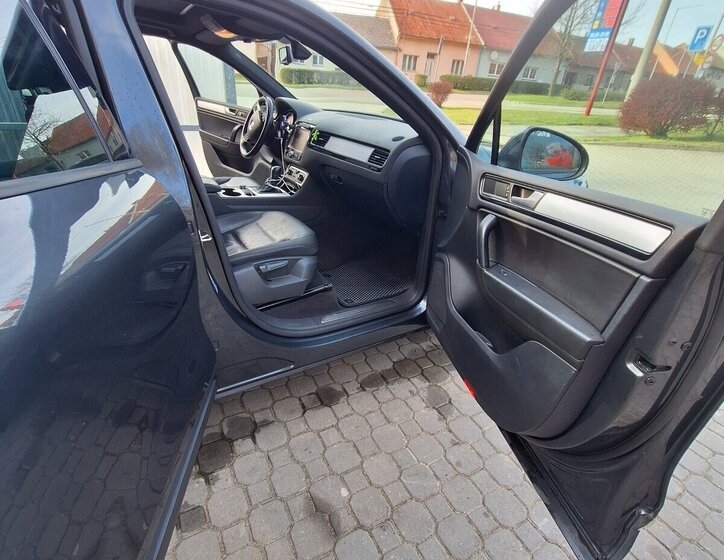 Volkswagen Touareg SUV 0,0 0