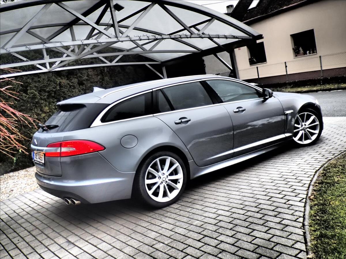 Jaguar XF Kombi 3,0 l 177 kw