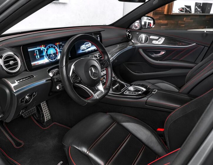 Mercedes-Benz Třídy E 15