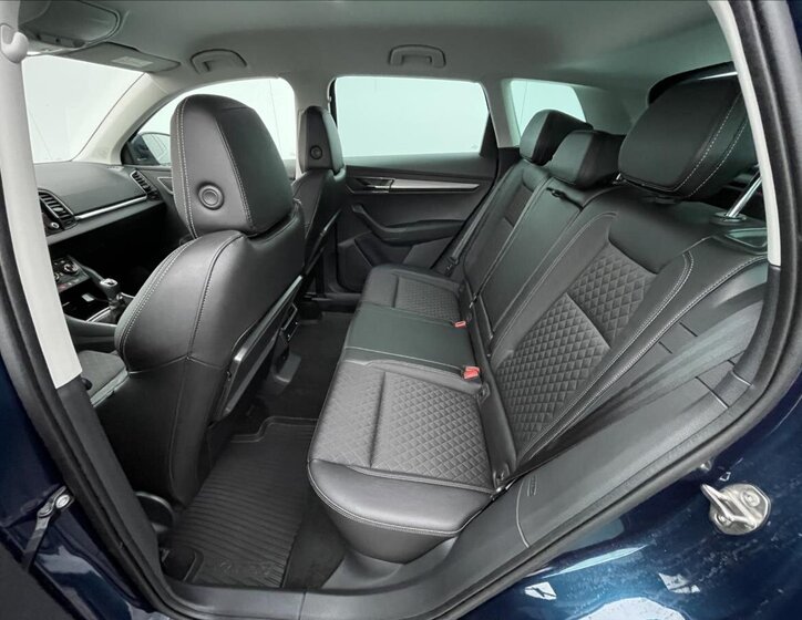 Škoda Karoq SUV 1,5 l 110 kw