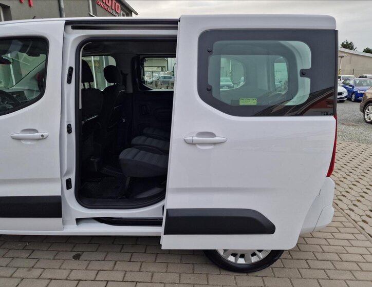 Opel Combo MPV 1,5 l 75 kw