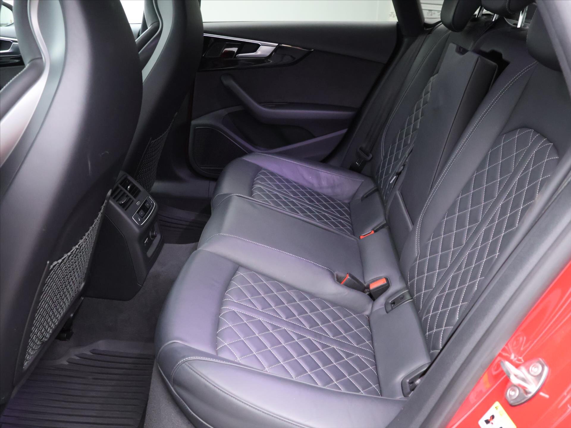 Audi S5 Liftback 3,0 l 251 kw