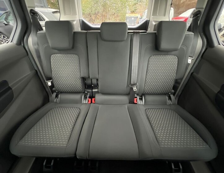 Ford Tourneo Connect Kombi 1,5 l 88 kw