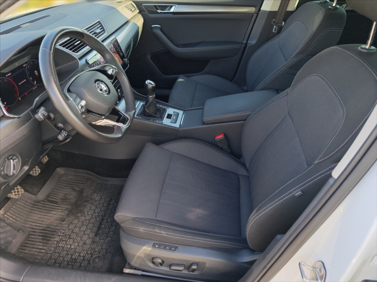 Škoda Superb