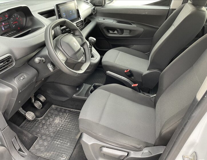 Peugeot Rifter Sedan / Limuzína 1,5 l 75 kw