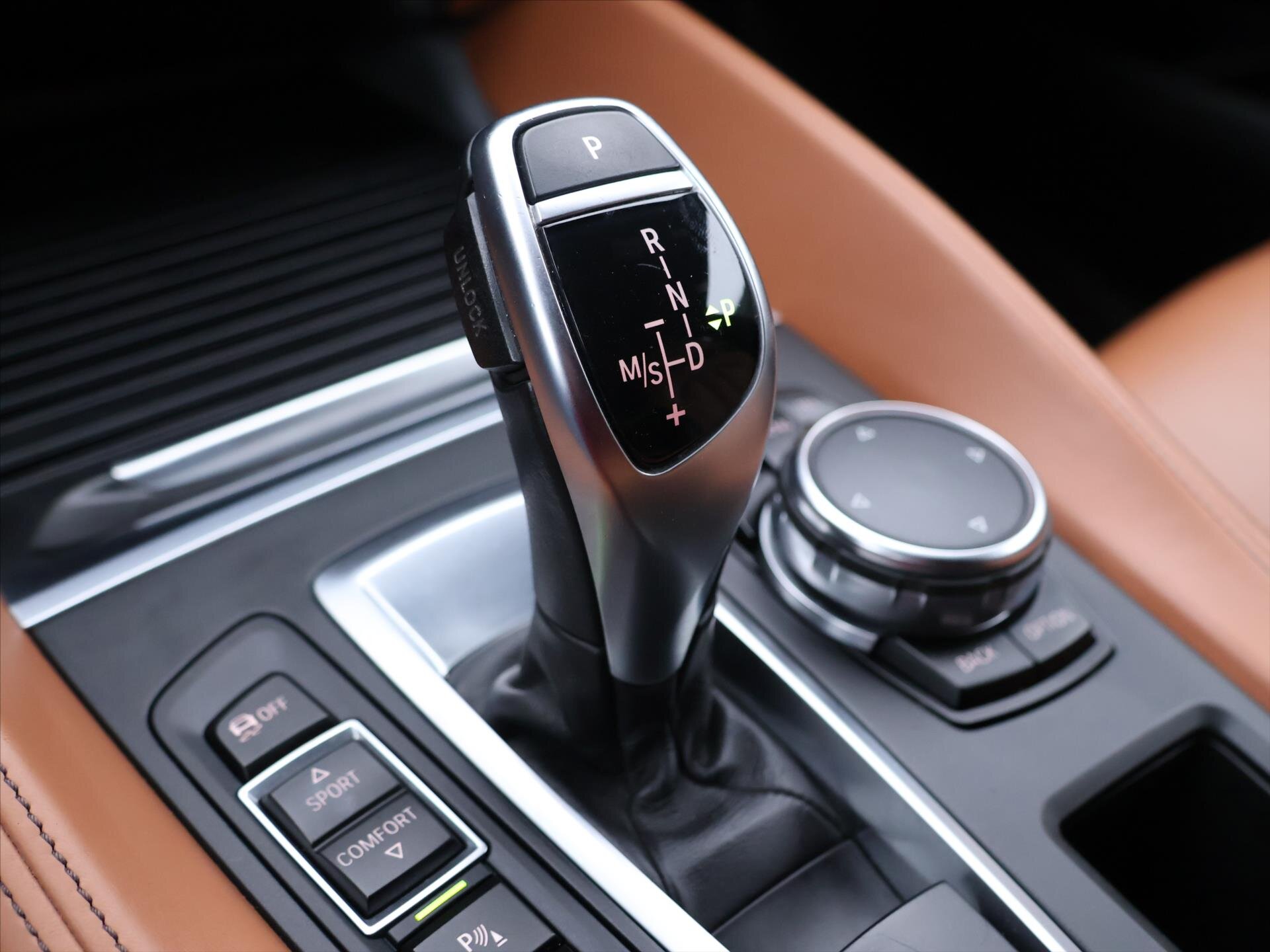 BMW X6 SUV 3,0 l 230 kw