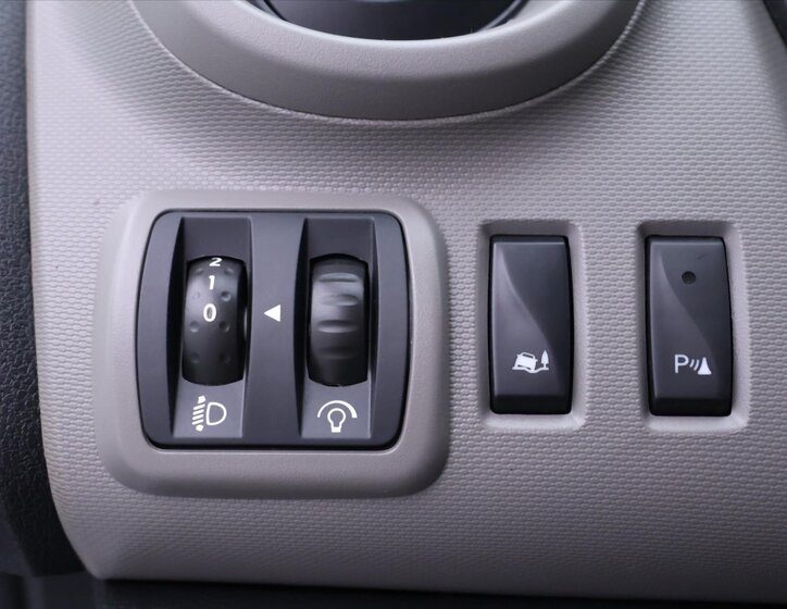 Renault Trafic Skříň 1,6 l 70 kw