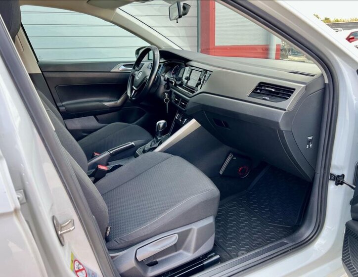 Volkswagen Polo Hatchback 999,0 70 kw