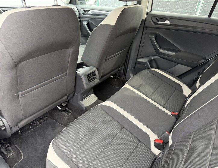 Volkswagen T-Roc SUV / Terénní 999,0 85 kw