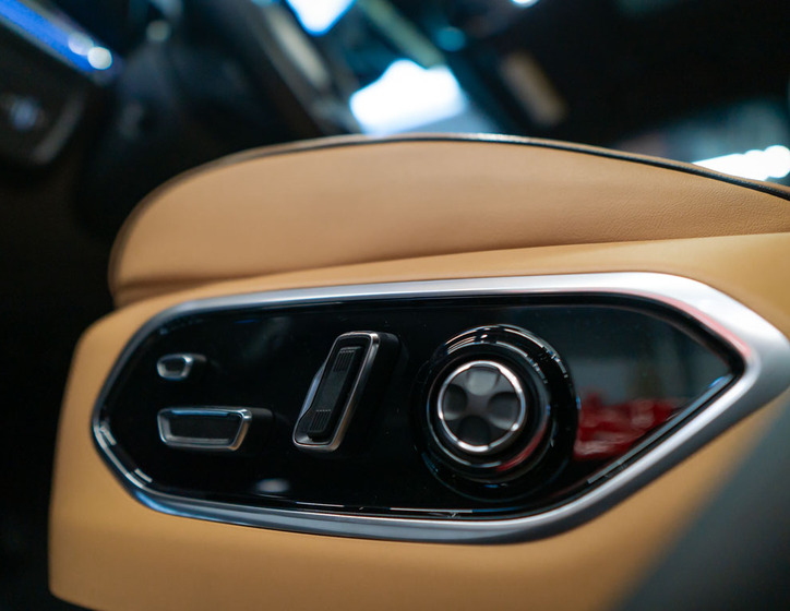 Jeep Grand Cherokee 19