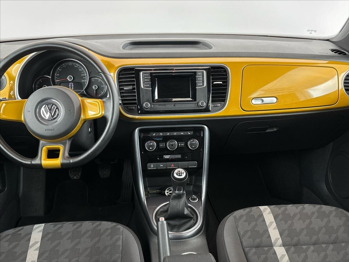 Volkswagen Beetle Hatchback 1,2 l 77 kw