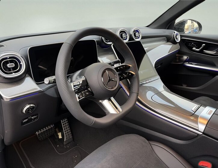 Mercedes-Benz GLC 10