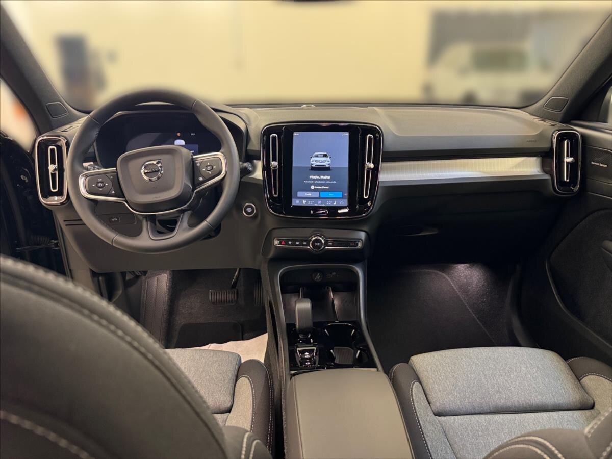 Volvo XC40 SUV 2,0 l 120 kw