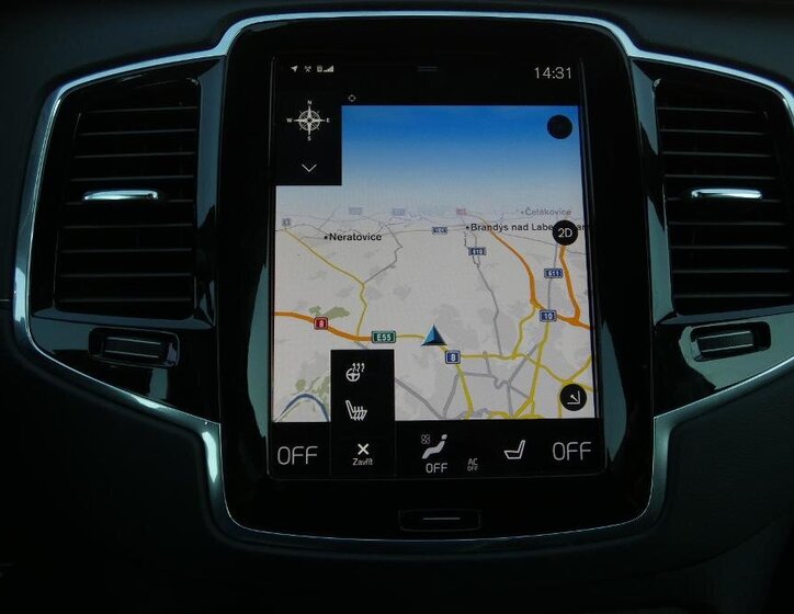 Volvo XC90 SUV / Terénní 2,0 l 173 kw