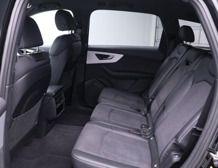 Audi Q7 SUV 3,0 l 210 kw