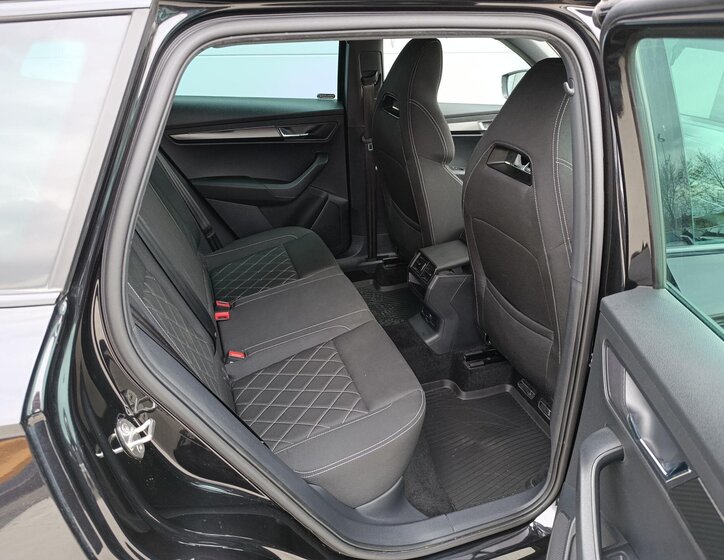 Škoda Karoq SUV / Terénní 1,5 l 110 kw