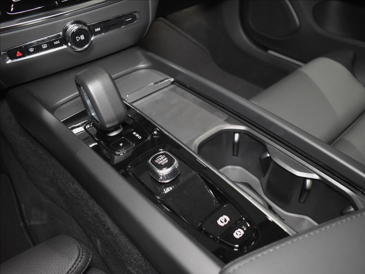 Volvo V60 Kombi 2,0 l 145 kw