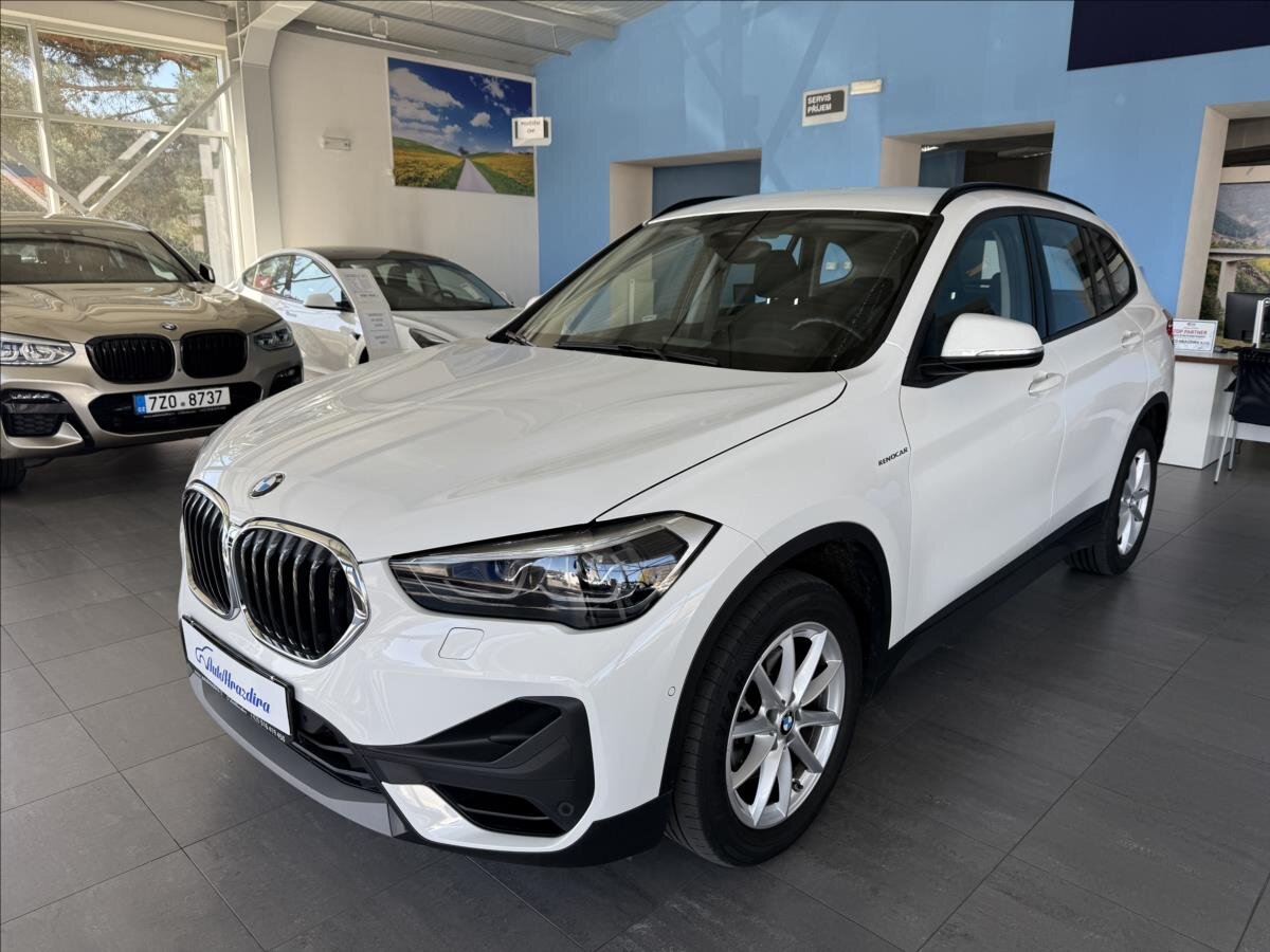 BMW X1 Kombi 1,5 l 103 kw